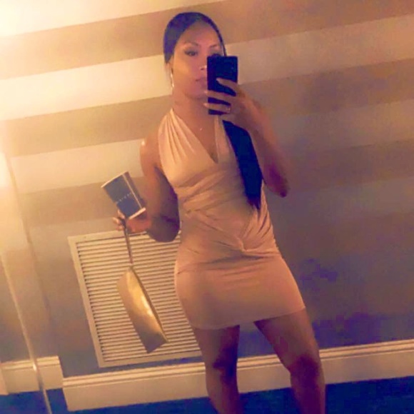 Versatile Cream Bodycon - Picture 3 of 3